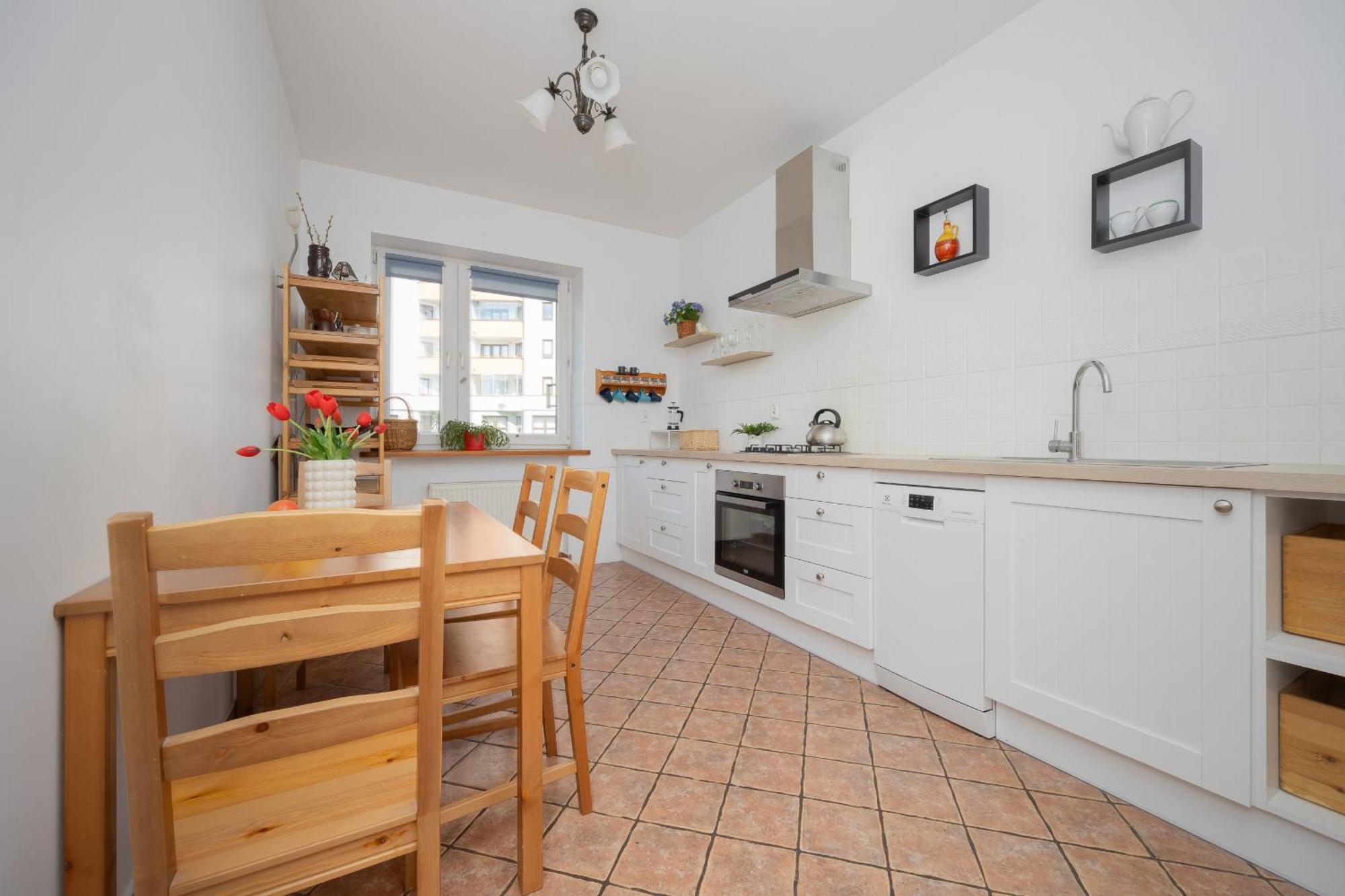 Apartament Spacious With Parking By Renters